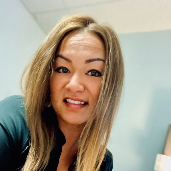 Meet your Posher, Michele - Picture 3 of 3